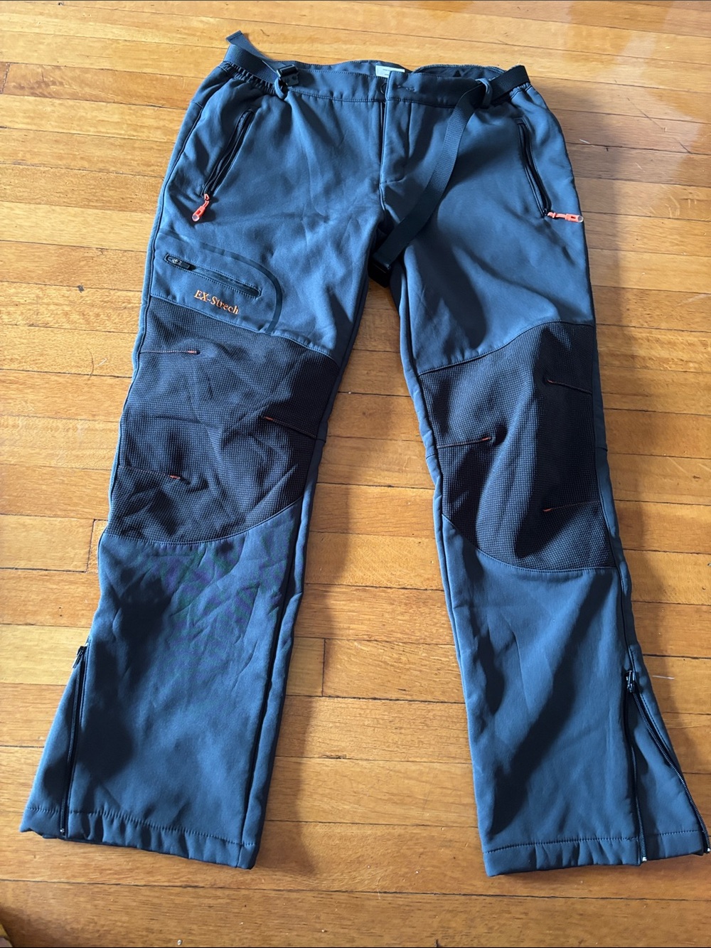 WoMen's Black Outdoor ski Pants with Reinforced Knees